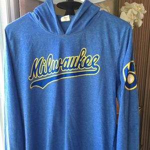 🌴New....Milwaukee Brewers pullover